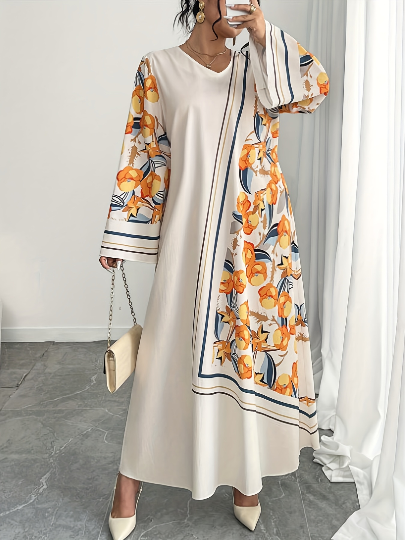 Ethnic Gown - プラスサイズのファッショナブルな女性用中東ローブドレス、エスニックプリント、ゆったりとした快適なバケーションスタイル、長袖Vネックガウン